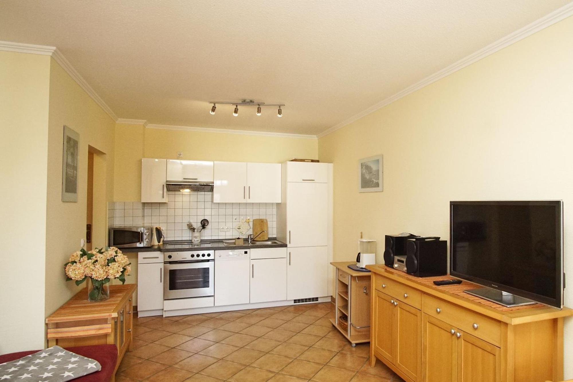 Villa Laetitia Fewo 16 - Strandnah, Balkon Binz Dış mekan fotoğraf